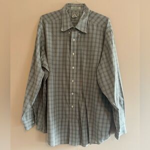 LL bean plain button down shirt 110% cotton green plaid wrinkle free